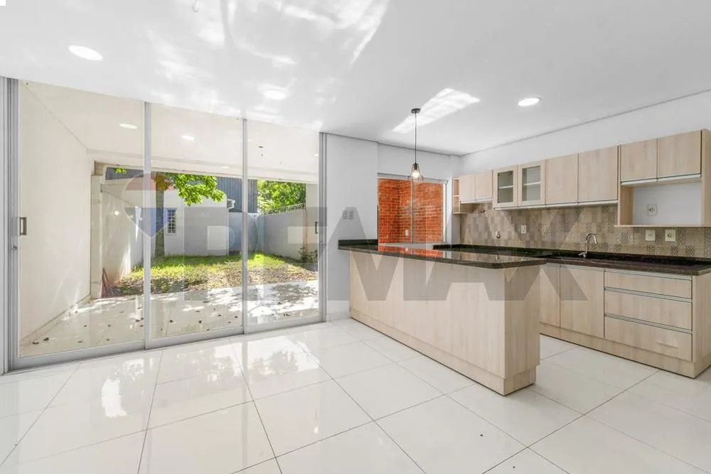 VENDO DUPLEX EN LUQUE CUARTO BARRIO — foto 2
