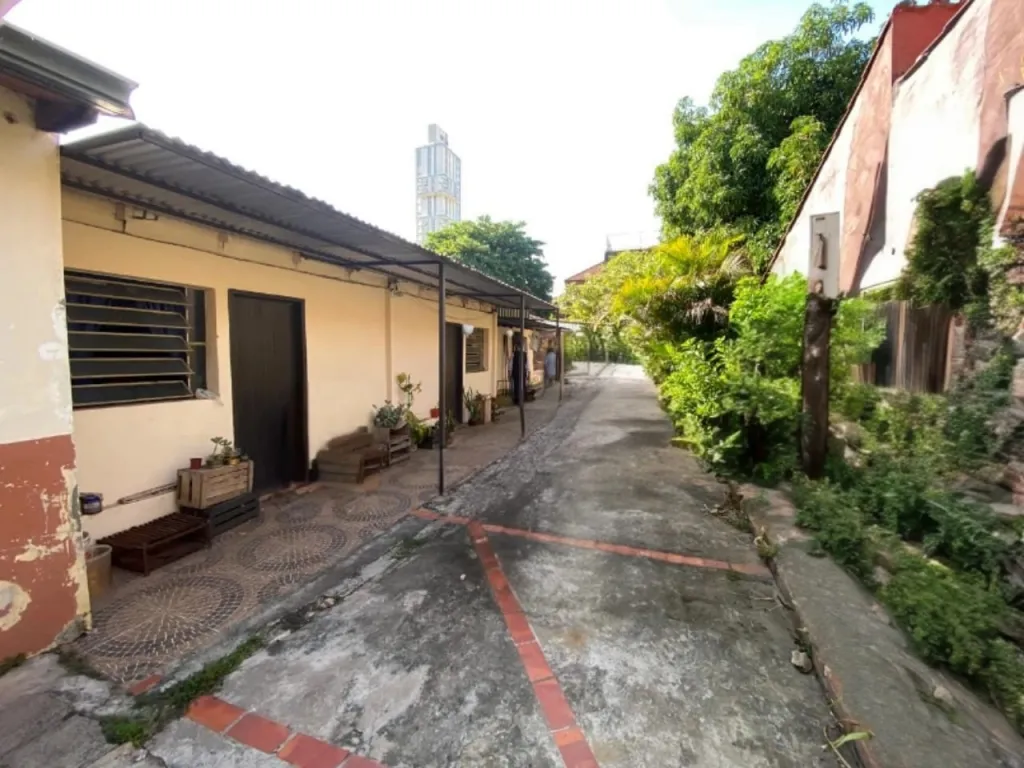 VENDO CASA EN BARRIO HERRERA - ASUNCION — foto 3