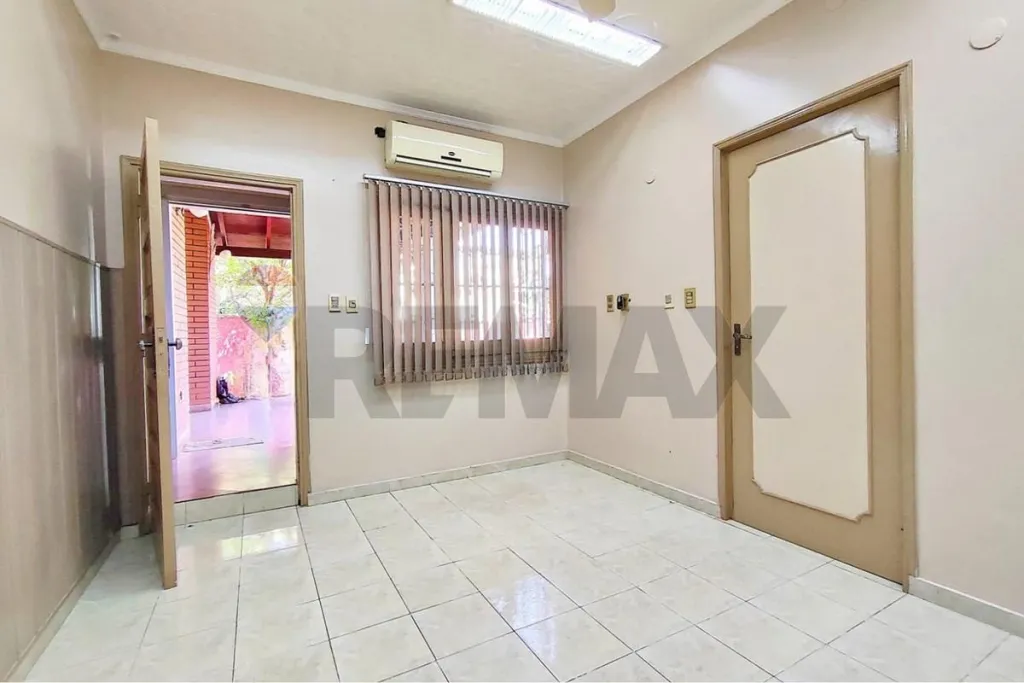 Casa en venta en Villa Aurelia, Asunción — foto 2