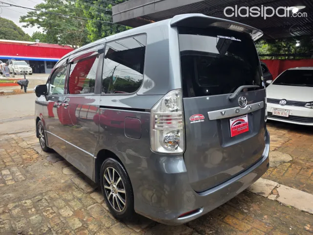 Toyota Noah 2008 — foto 5
