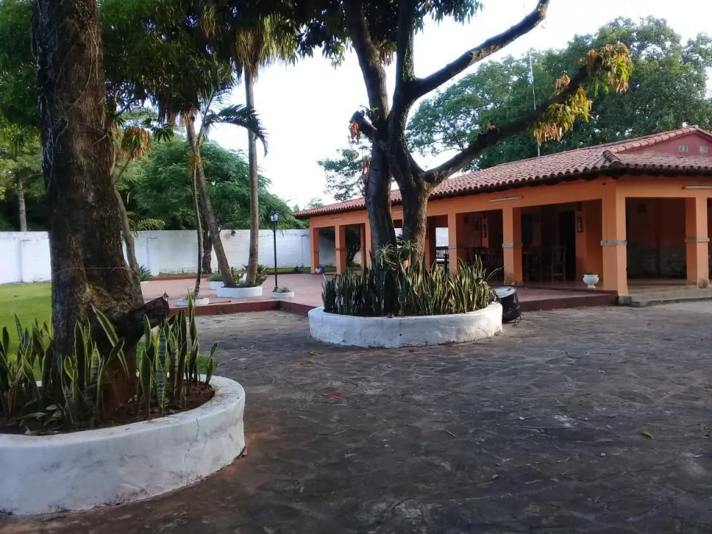 Casa Quinta en Aregua - 3 Ha. — фото 3