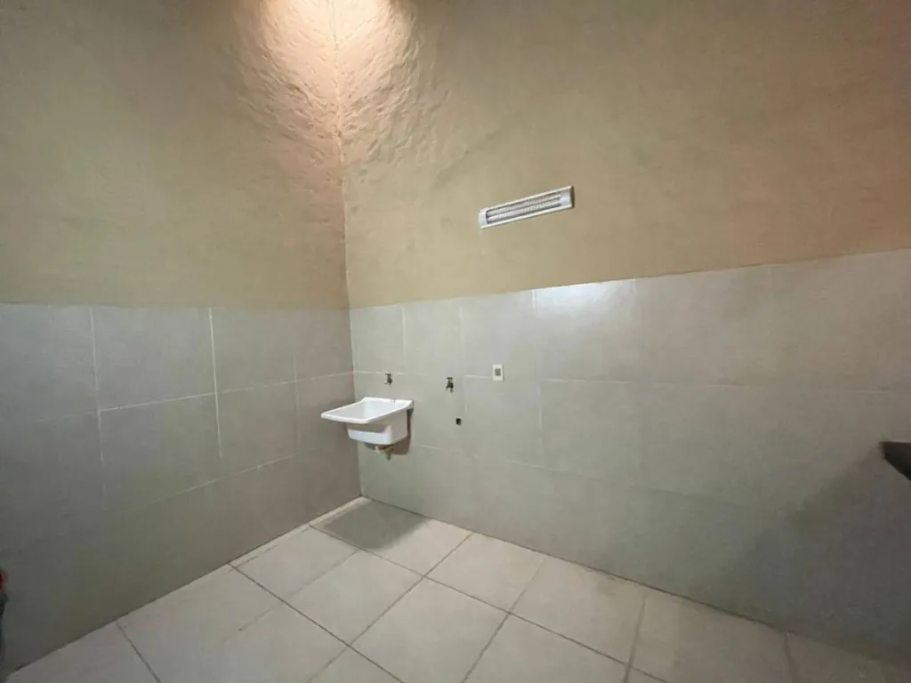 En Venta Amplia Casa en Villa Adela Luque — foto 3