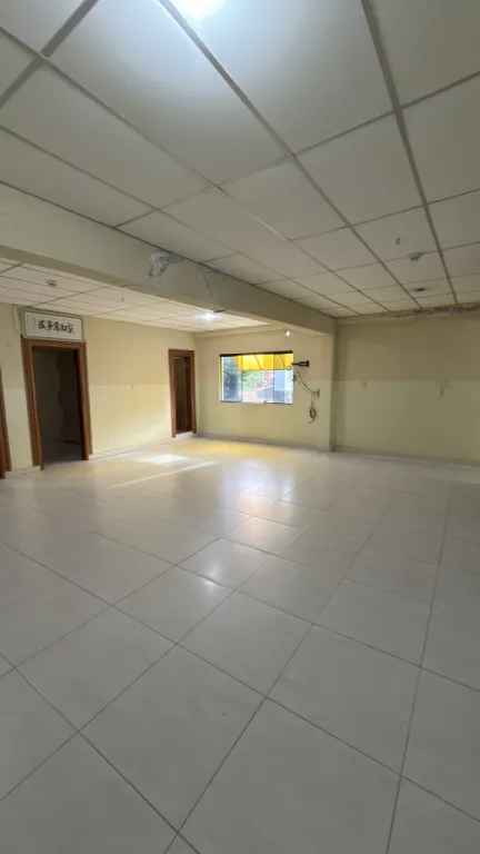 ALQUILO – LOCAL COMERCIAL DEPÓSITO VIVIENDA EN BARRIO PETTIROSSI — foto 3