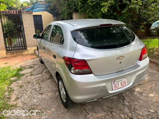 Chevrolet Onix 2018 — foto 6