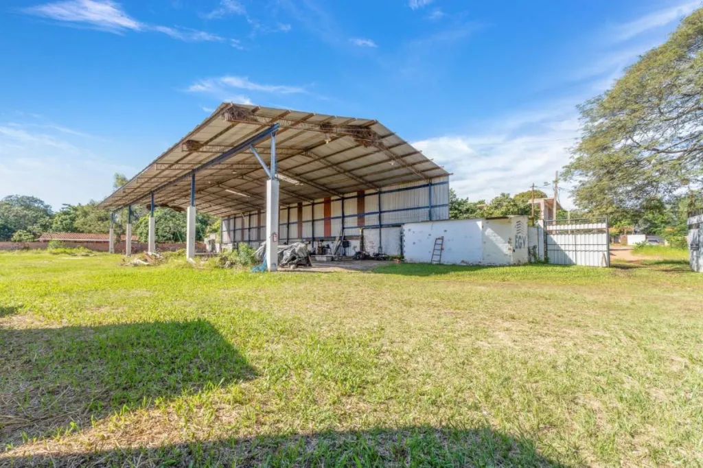 VENDO AMPLIA PROPIEDAD DE 3200 m2 EN MORA CUÉ LUQUE, P TODO TIPO DE PROYECTO DE INVERSIÓN — foto 3