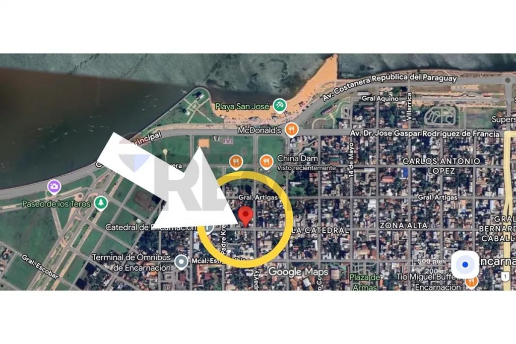 Propiedad en venta en pleno centro de Encarnación — foto 3