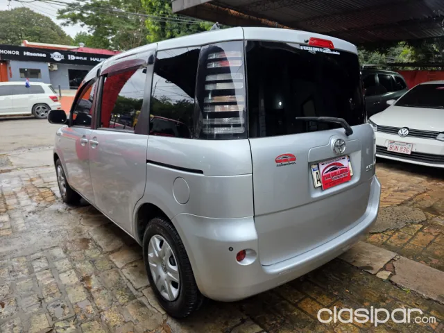 Toyota Sienta 2005 — foto 5