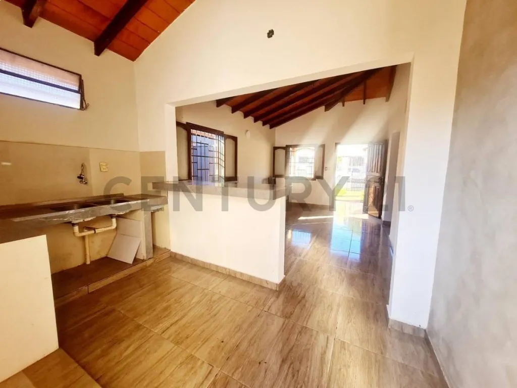 VENDO CASA EN SAN LORENZO — foto 3