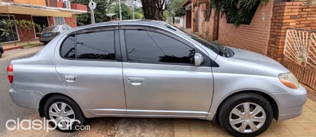 Toyota Platz 2001 - foto 2