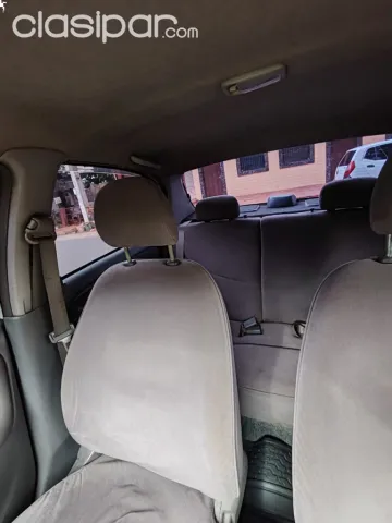 Toyota Platz 2001 — foto 4
