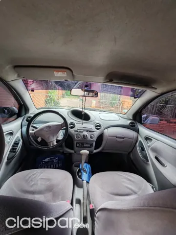 Toyota Platz 2001 — foto 5