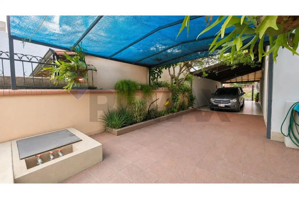 VENDO CASA CON PISCINA EN LAMBARE VALLE APUA I — foto 2