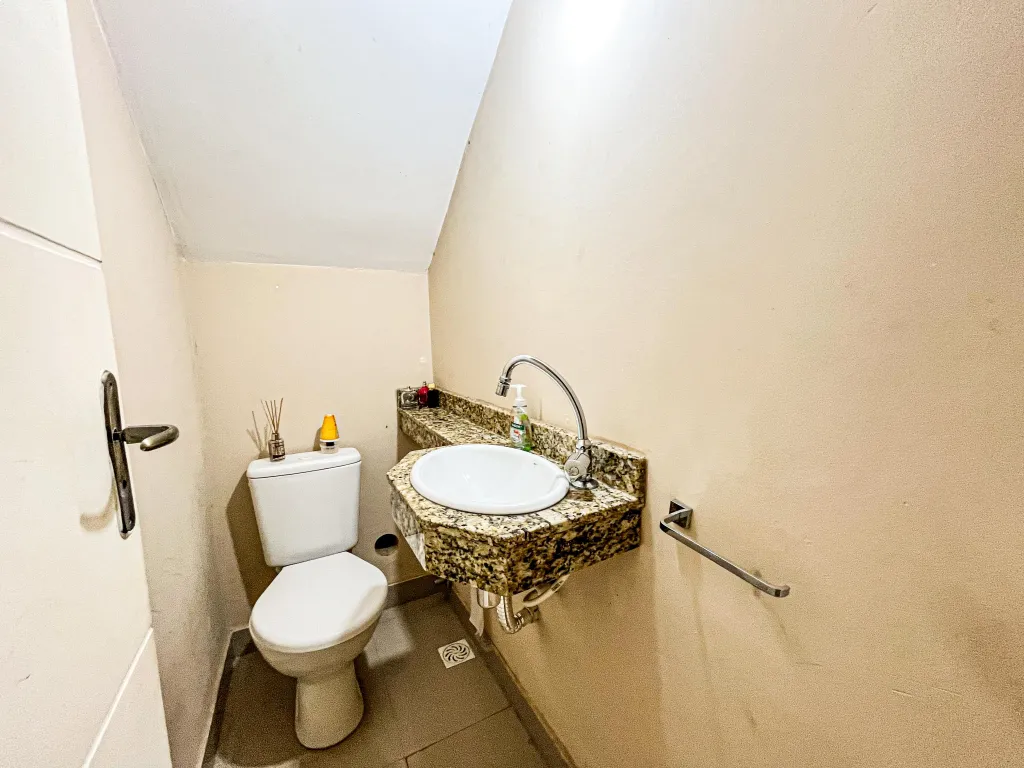 EN VENTA CASA EN MARIANO ROQUE ALONSO — foto 2
