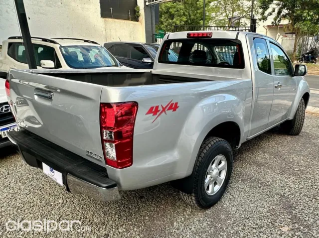 Isuzu D-Max 2018 — foto 6