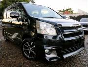 TOYOTA NEW NOAH 2010 RECIEN IMPORTADO MOTOR 2.0 NAFTERO FULL EQUIPO FINANCIO.