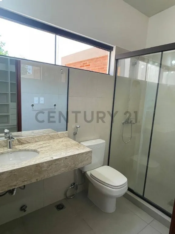 Vendo residencia lista para mudarse en Luque Loma Merlo atras de Rakiura — foto 2