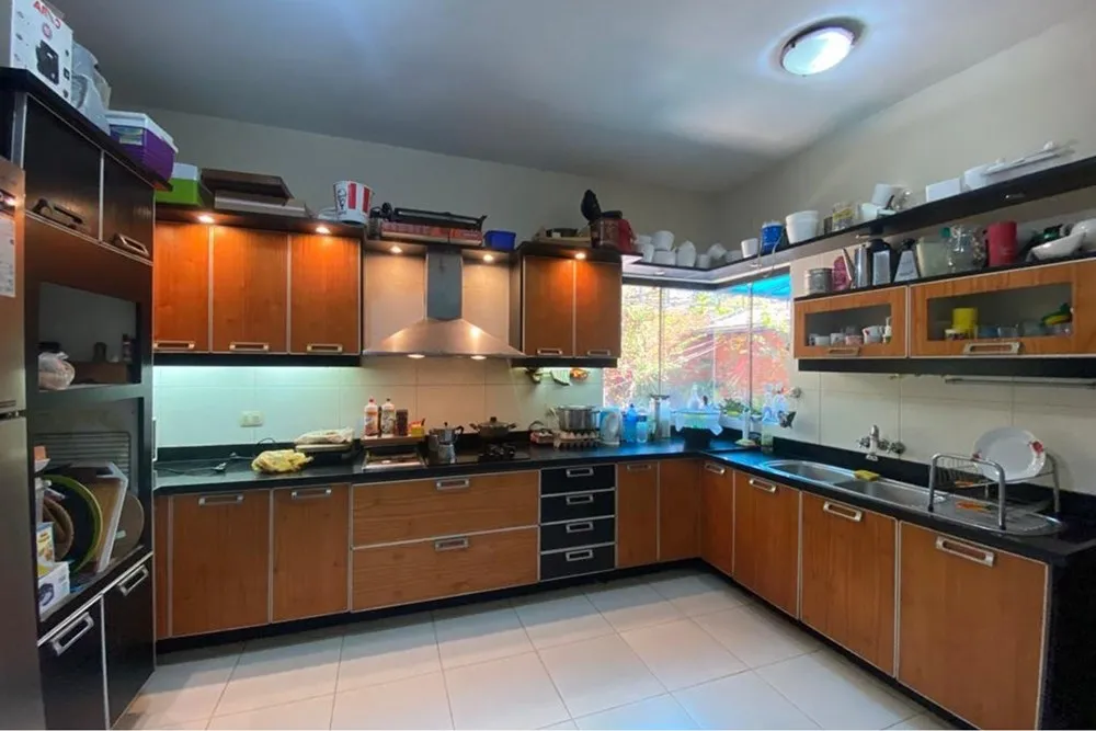 En Venta Hermosa y Lujosa Residencia a cuadras de Asunción. — foto 3