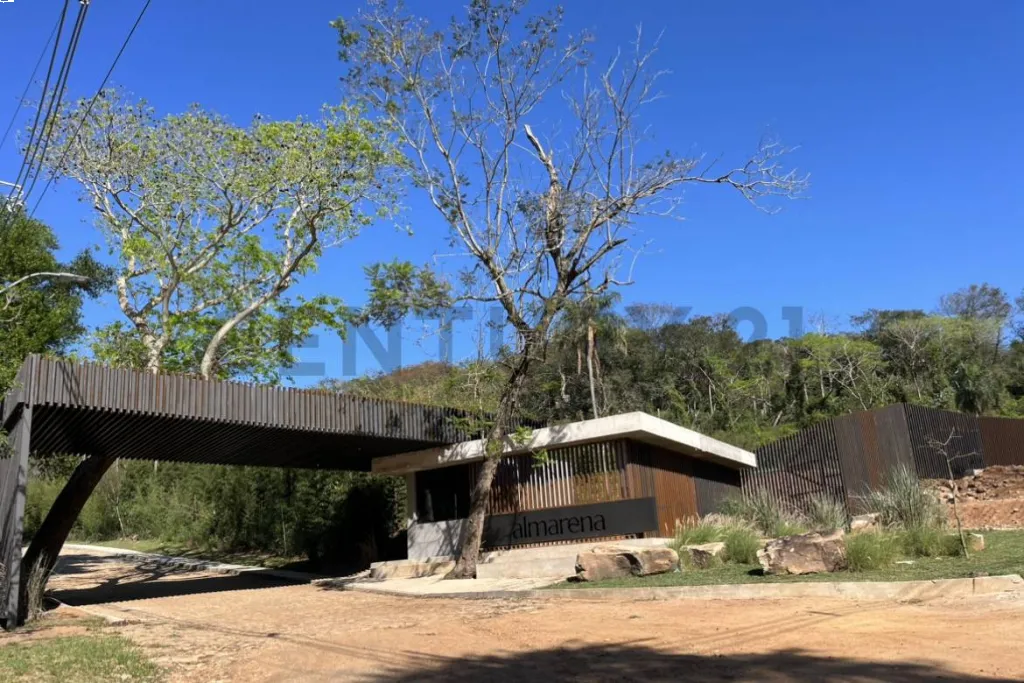 US$ 232.524 TERRENOS EXCLUSIVOS EN ALTURA CON VISTAS PRIVILEGIADAS AL LAGO Y SERRANIAS — foto 3