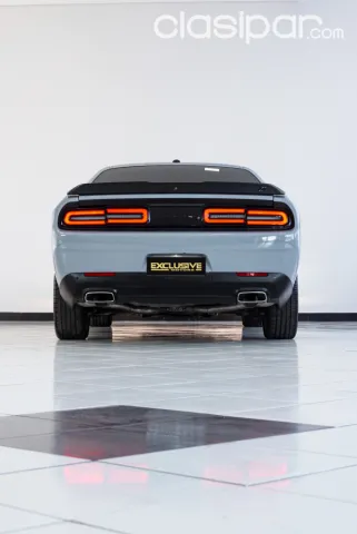 Dodge Challenger V6 2021 — foto 6