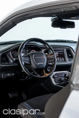 Dodge Challenger V6 2021 — foto 8