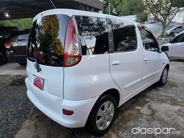 Toyota Funcargo 2003 — foto 6