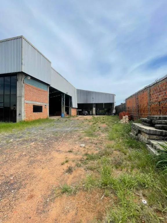 VENDO TINGLADO CON AMPLIO TERRENO DE 1.150 m2 EN ISLA AVEIRO, LIMPIO — photo 2