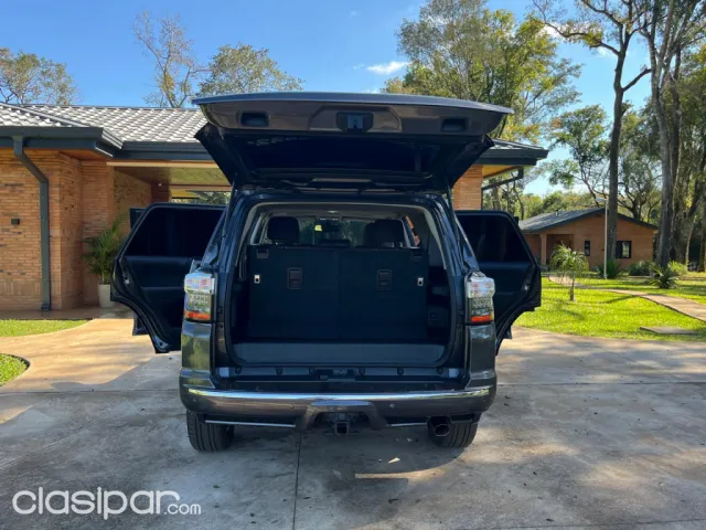 Toyota 4-Runner 2017 — foto 6
