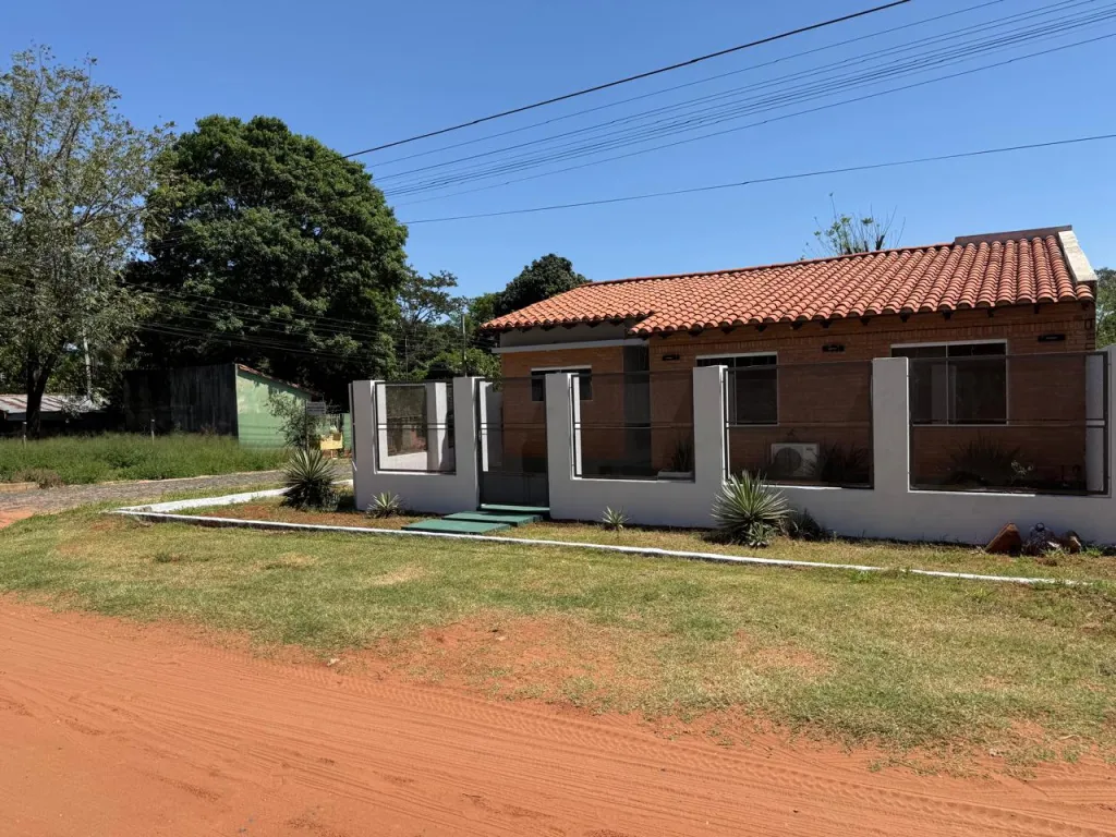 Vendo Casa en San Lorenzo - Zona Coca Cola Barrio Espíritu Santo — foto 2