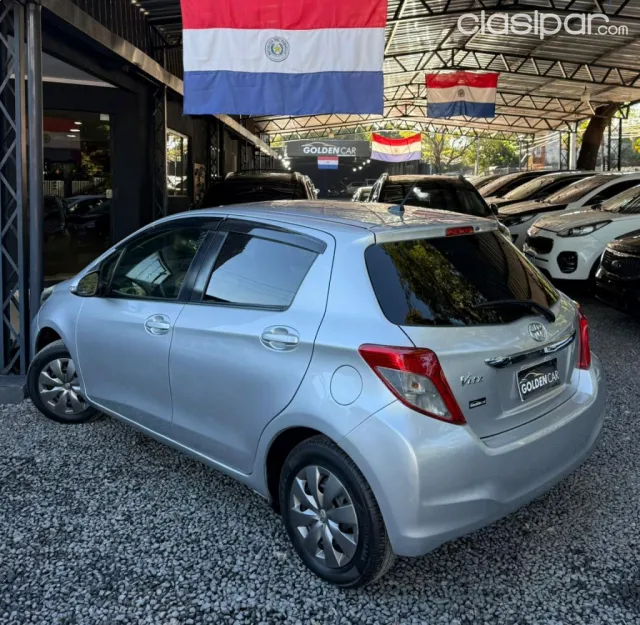 Toyota Vitz 2012 — foto 5
