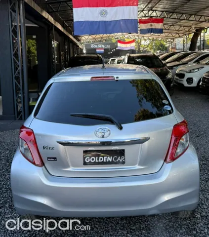 Toyota Vitz 2012 - foto 2