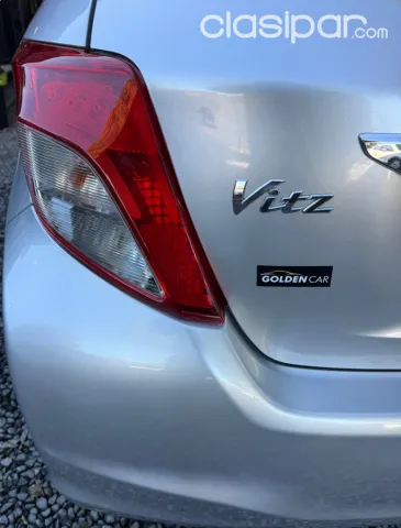 Toyota Vitz 2012 — foto 4