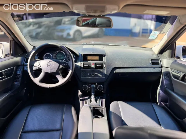 Mercedes-Benz C 200 2010 — foto 6