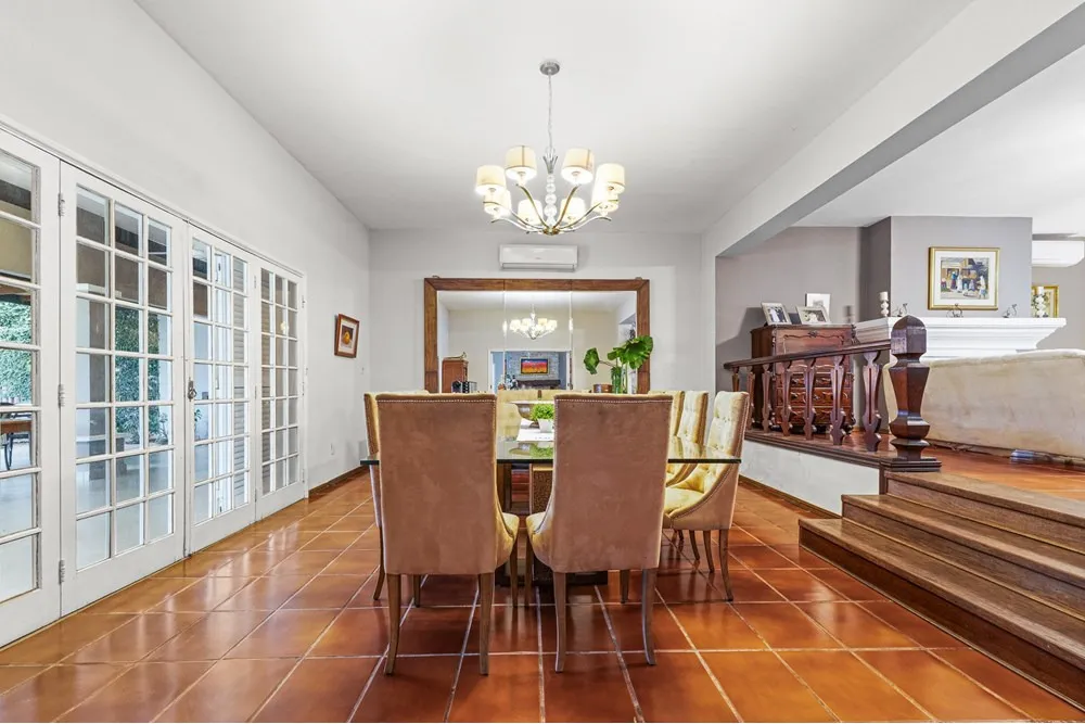 RESIDENCIA EN VENTA EN BARRIO LAS LOMAS!! — photo 3
