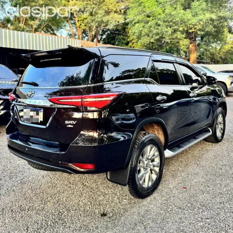 Toyota Fortuner 2023 — foto 5