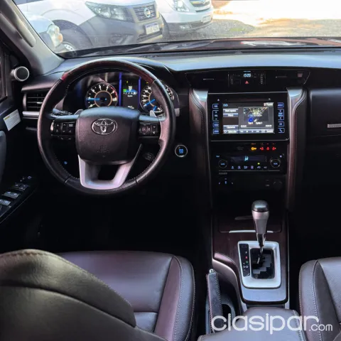 Toyota Fortuner 2020 — foto 4
