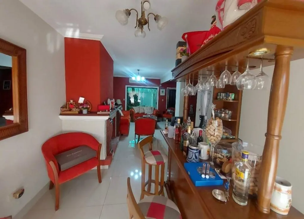 🏡 VENDO RESIDENCIA DE LUJO EN ASUNCIÓN – B° SAN PABLO 🔖 COD. 7012 — foto 2
