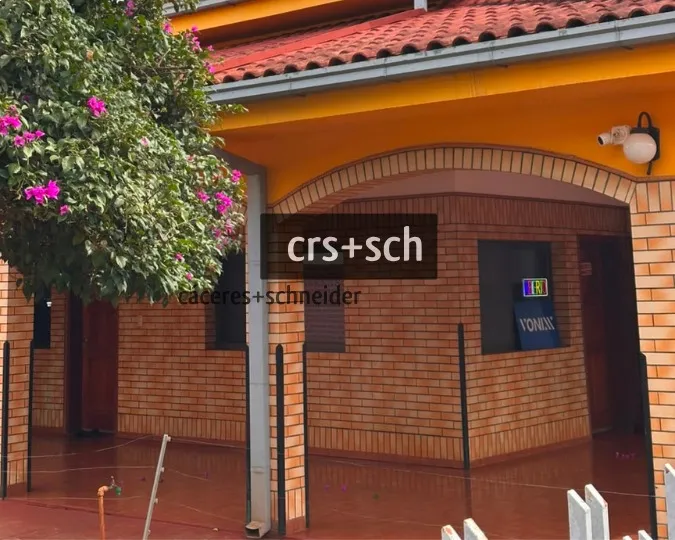 En venta casa + salón comercial en Hohenau Centro — foto 2