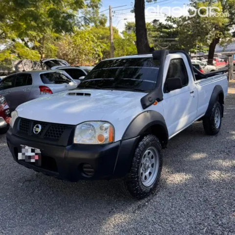 Nissan Frontier 2015 — foto 2