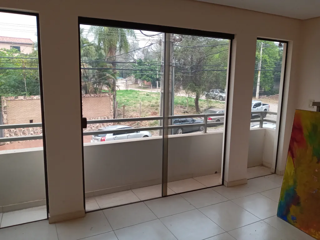 Alquilo Duplex de 3 dormitorios en Asuncion barrio Mbokayaty zona Jardin Botanico y Autopi — photo 2