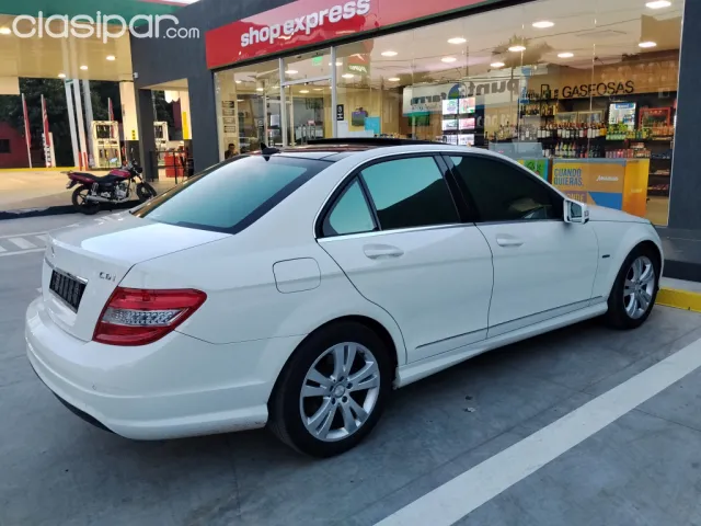 Mercedes-Benz C 220 2010 — foto 3