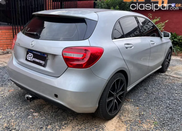 Mercedes-Benz A 200 2014 — foto 2