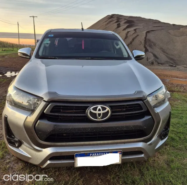 Toyota Hilux 2023 — foto 3