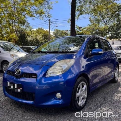 Toyota Vitz 2010 — foto 2