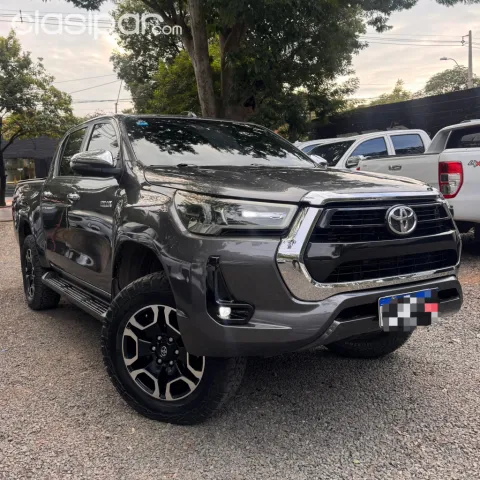 Toyota Hilux 2018 — foto 2