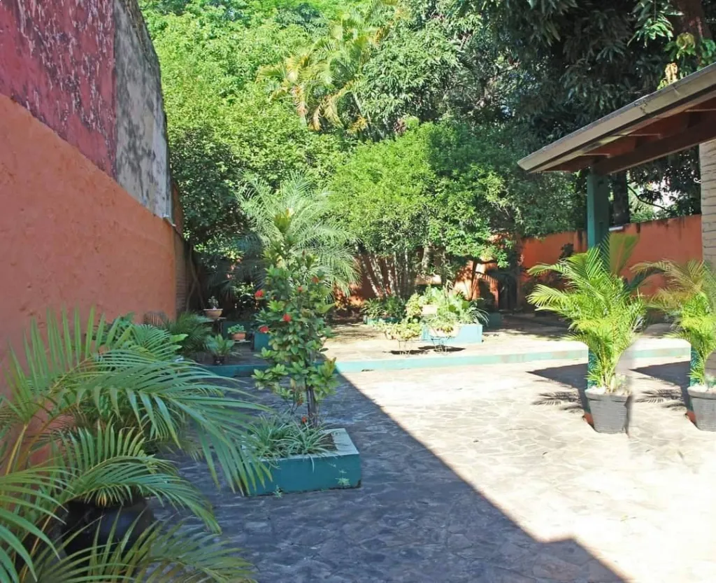 Vendo Propiedad Mixta con Salón Comercial y Vivienda en Centro de San Lorenzo — foto 3