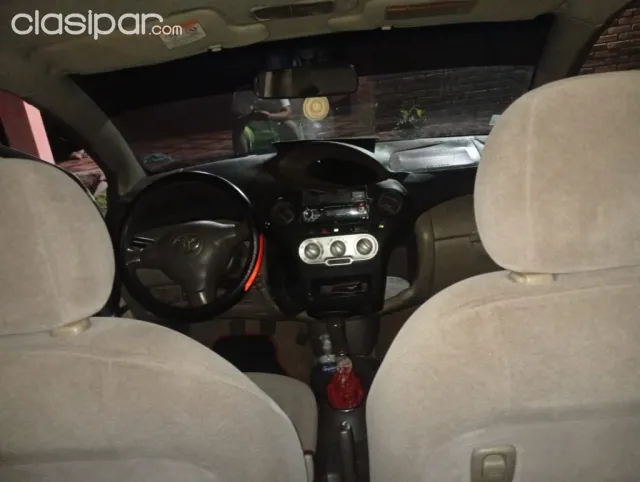 Toyota Platz 2005 — foto 3