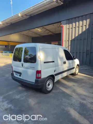 Peugeot Partnetr 2017 — foto 5