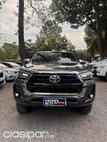 Toyota Hilux 2018 - foto 1