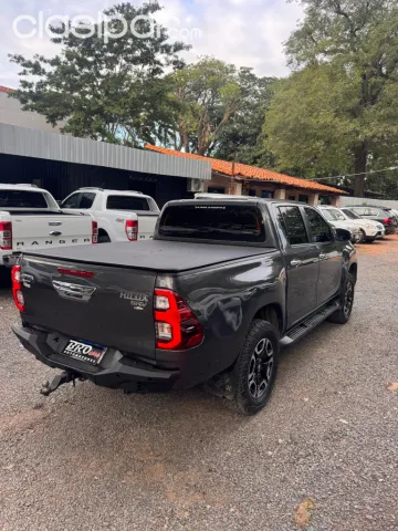 Toyota Hilux 2018 — foto 8