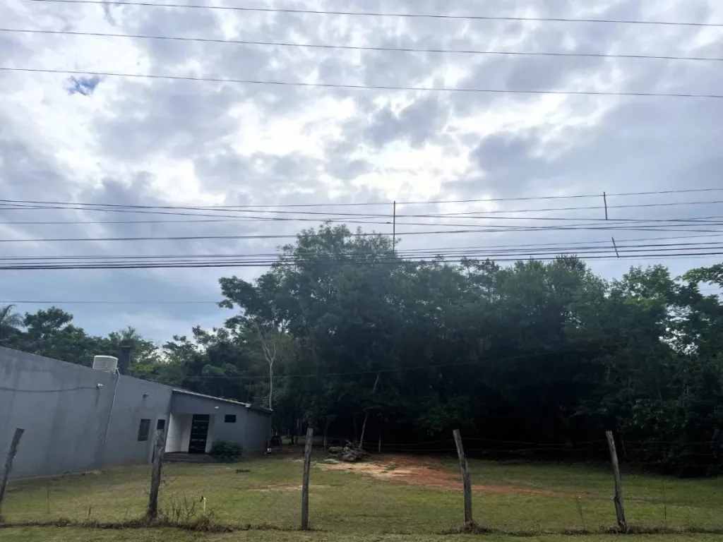 VENDO TERRENO CON GRAN POTENCIAL, ZONA FRUTERIA PARAGUARI — foto 3